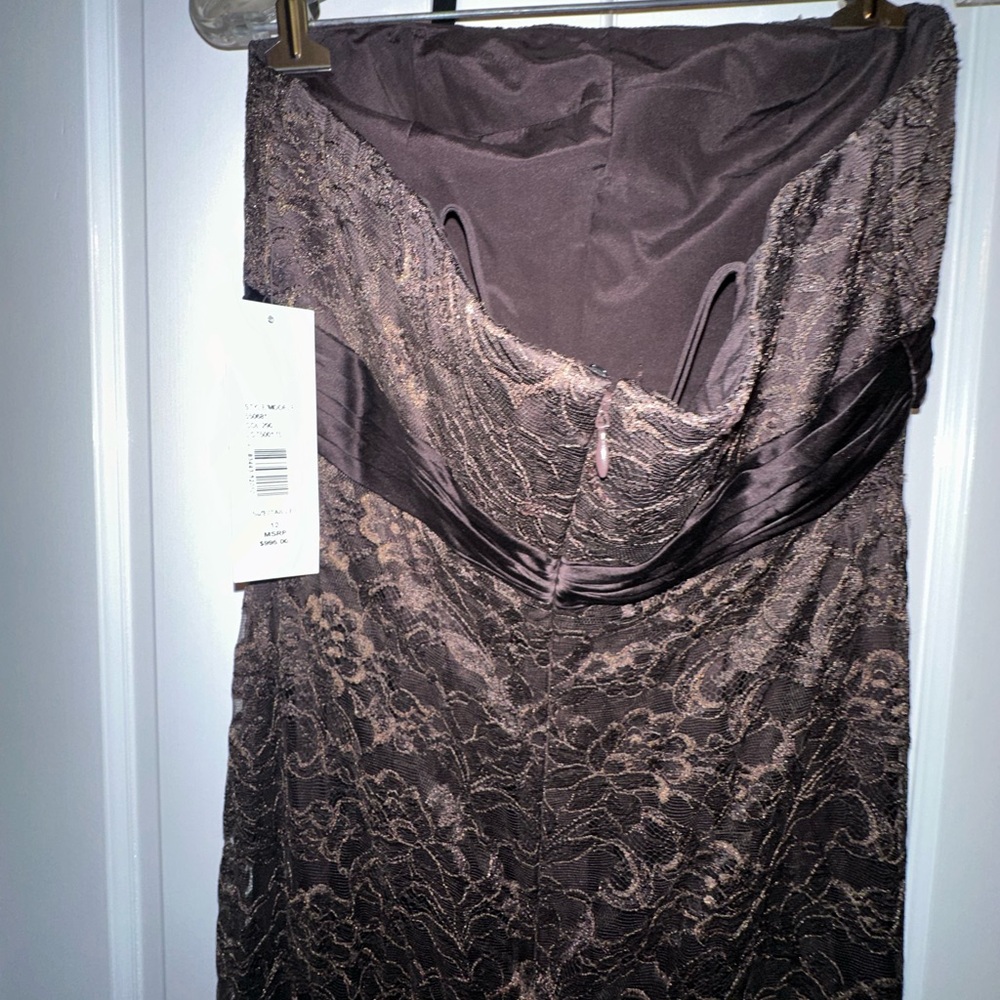 New with tags Vintage Badgley Mischka brown lace evening gown